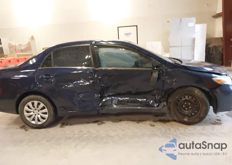 2013 Toyota Corolla Le z USA, uszkodzony, nr VIN 2T1BU4EE5DC026825